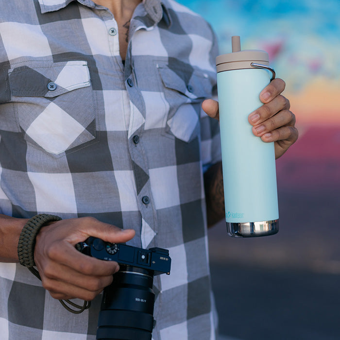 20 oz Water Bottle with Straw Cap